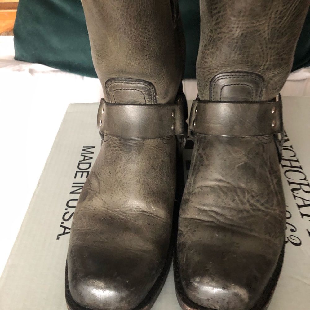 Frye 8 inch harness boot charcoal